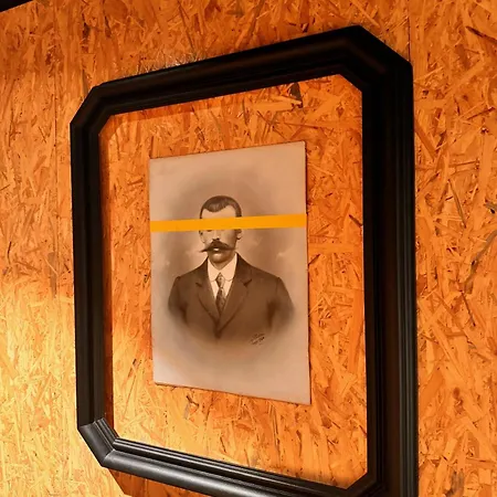 Moustache Lille - Szálloda
