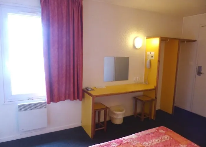 The Originals Access, Moustache, 2*